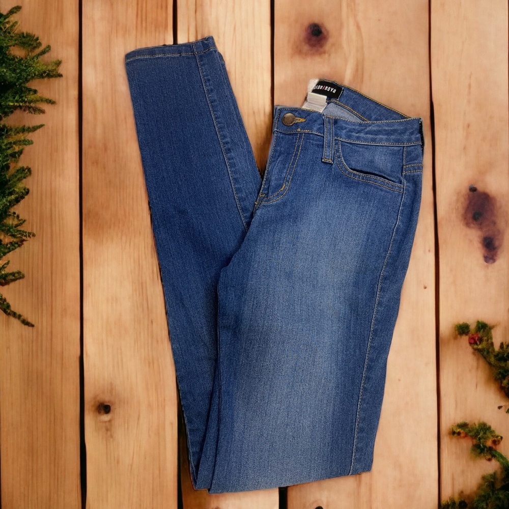 🛍️Fashion nova skinny jeans, medium wash, size 5, denim 🛍️